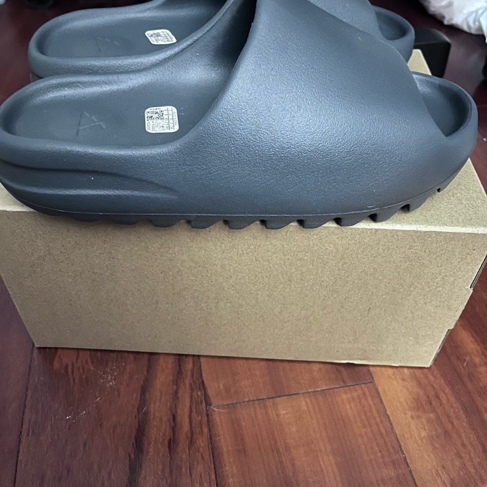 Adidas Yeezy Slate Grey Slides